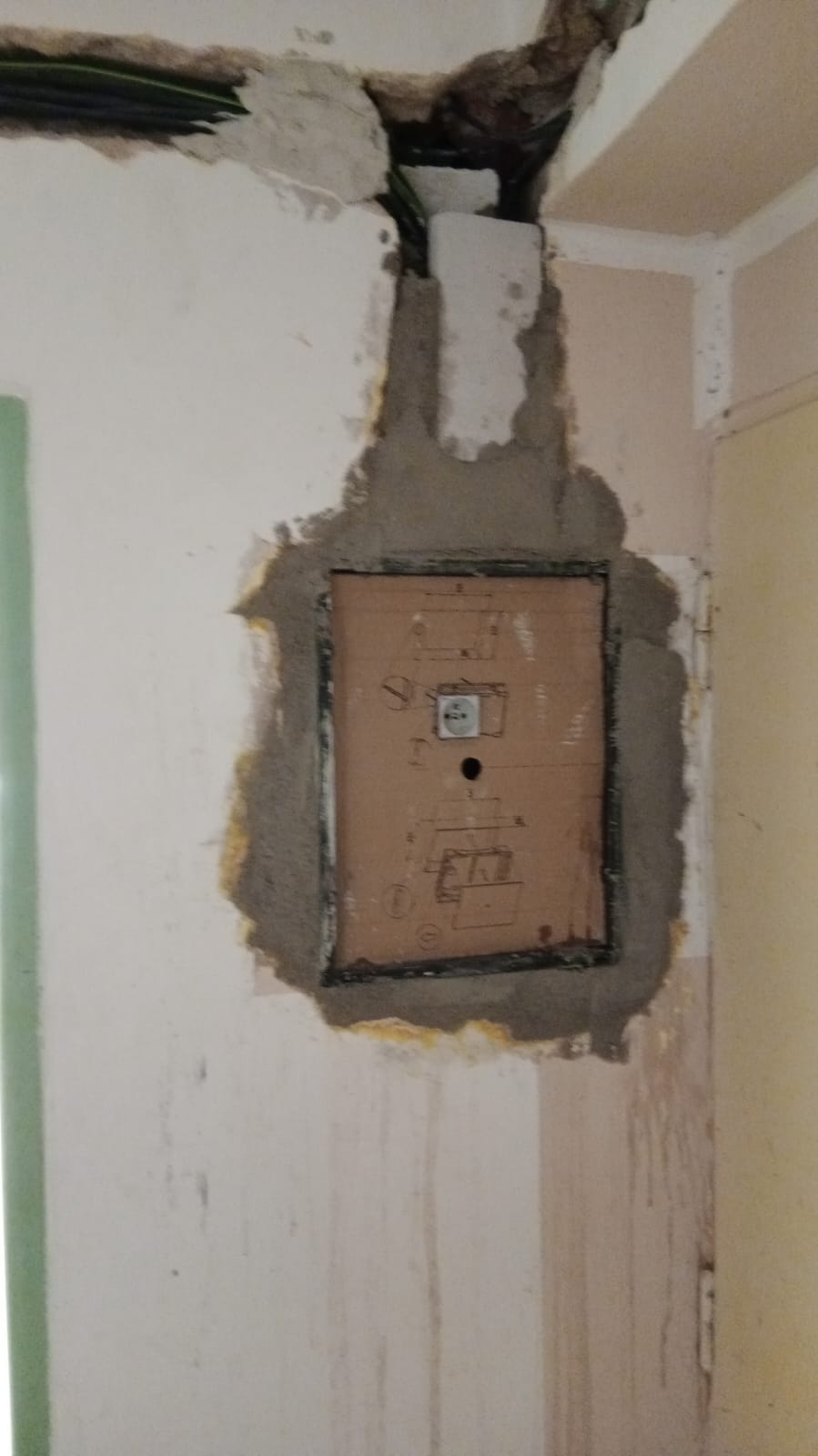 Rozvody elektro a krabice